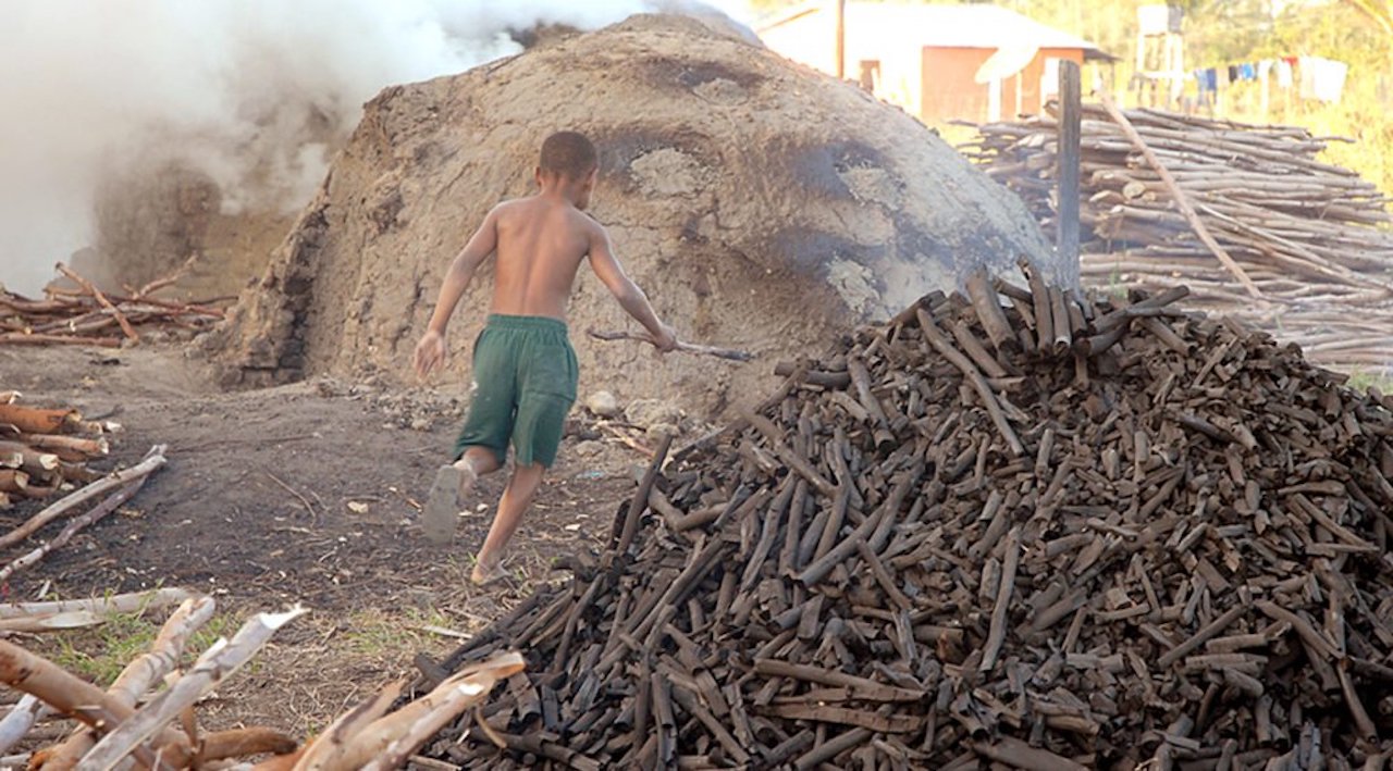 More than 2.5 million children work in Brazil