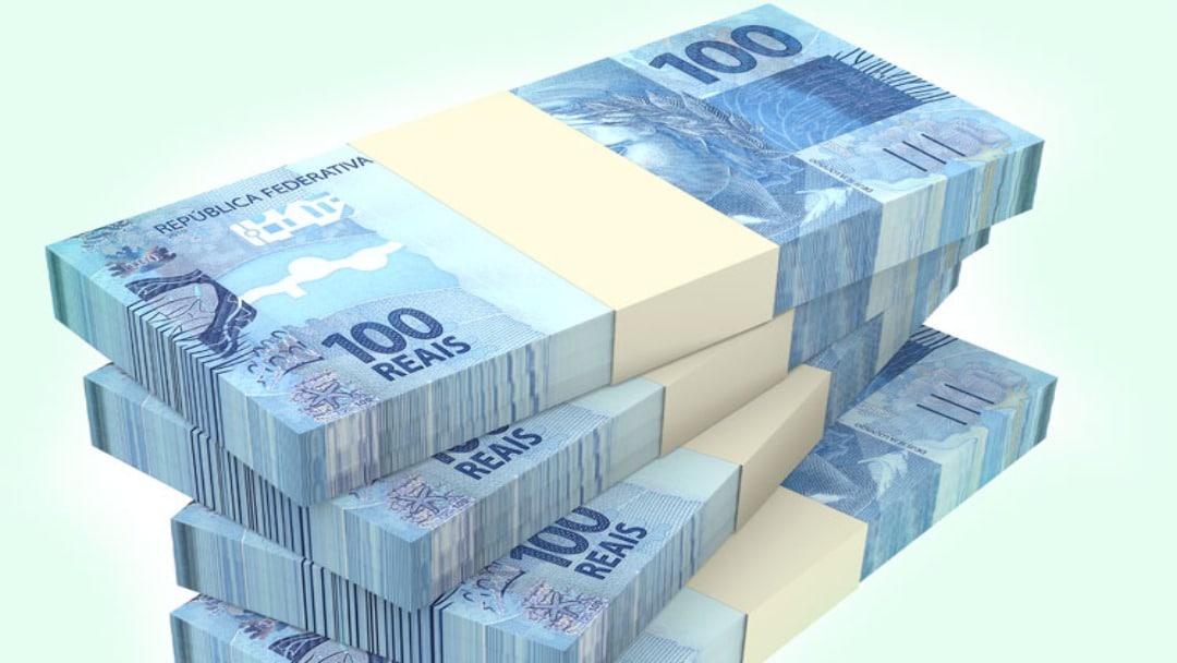 Most of the Internal Public Securities Debt issues occurred in fixed-rate securities corrected by the SELIC rate.