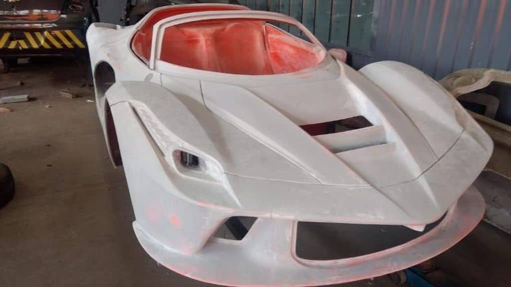 Assembly Plant of Counterfeit Luxury Cars is Raided in Santa Catarina
