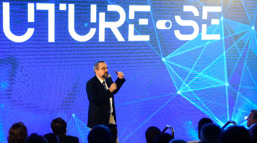 Weintraub during the presentation of the 'Future-se' program. (Photo: Reproduction/Facebook/MEC)