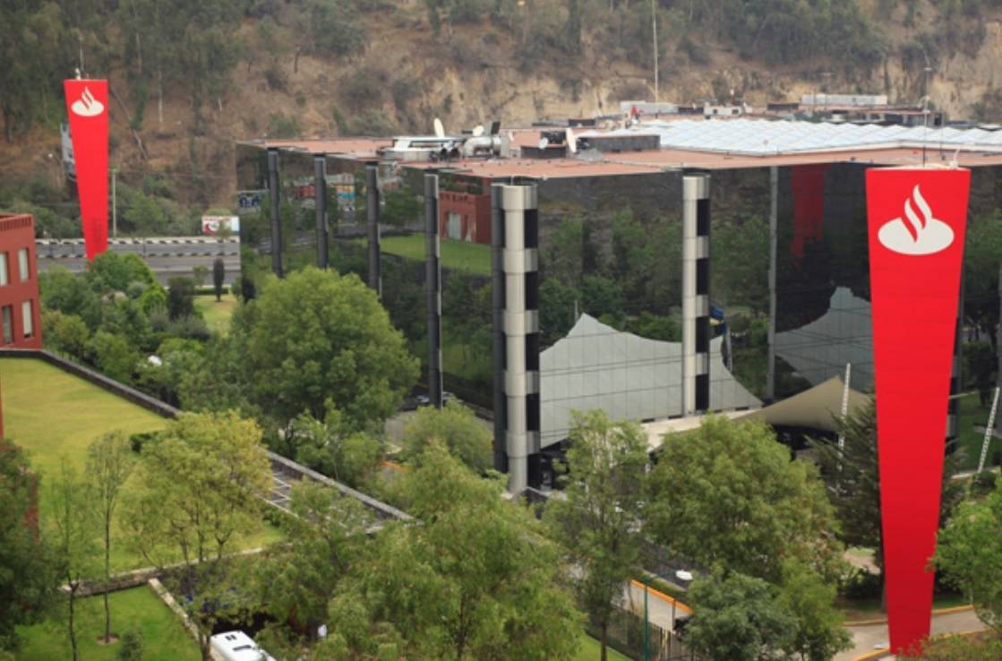 Santander Headquarters in Mexico.
