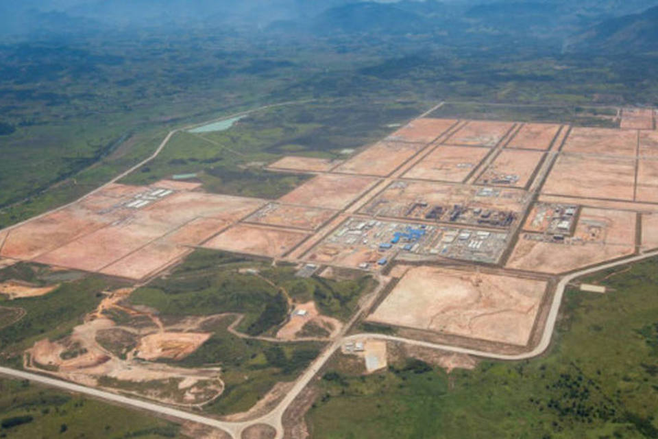 Petrobras undertakes to invest R4.5 million in the region's rehabilitation, including basic sanitation and environmental actions.