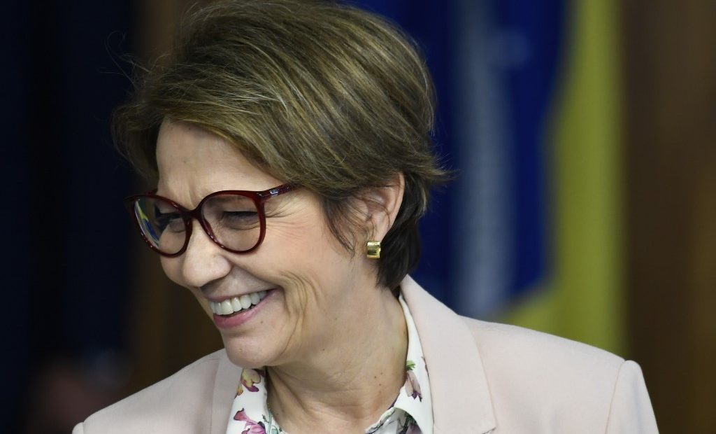 The minister called journalists for a breakfast with professors, experts and representatives of agencies such as the National Health Surveillance Agency (ANVISA) to "standardize the discussion" on the release of pesticides and for it to "not be questioned out there"