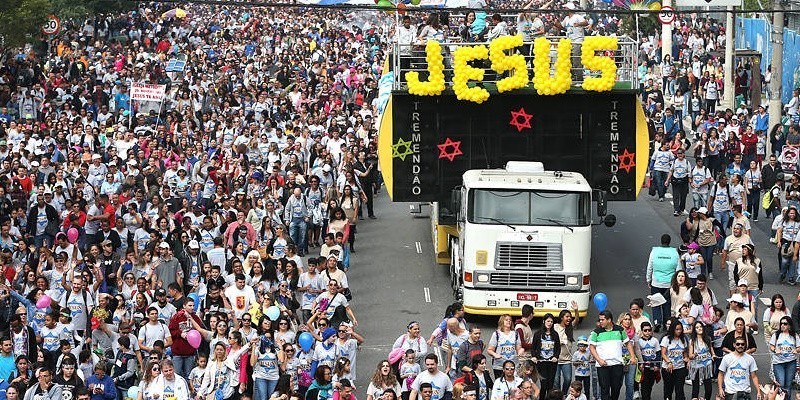 Jair Bolsonaro was the first Brazilian President to participate in the March for Jesus.