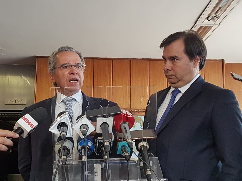 The minister gave the interview after meeting with the President of the Chamber of Deputies, Rodrigo Maia, and the Central Bank president, Roberto Campos Neto, the Minister of Mines and Energy, Bento Albuquerque, and party leaders at the Ministry of Economy in Brasília.