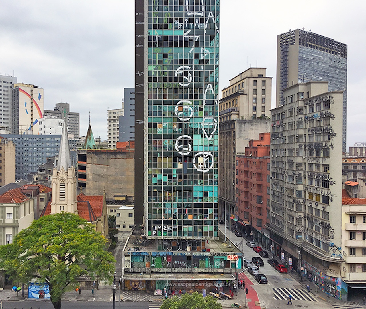 Brazil,Building in center of Sao Paulo was owned by the federal government when it collapsed killing seven people.