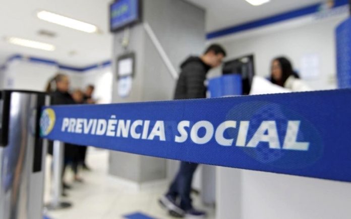 Before the vote in the first round, the government pledged to release R$ 20 million in parliamentary amendments for deputies to vote in favor of the bill.