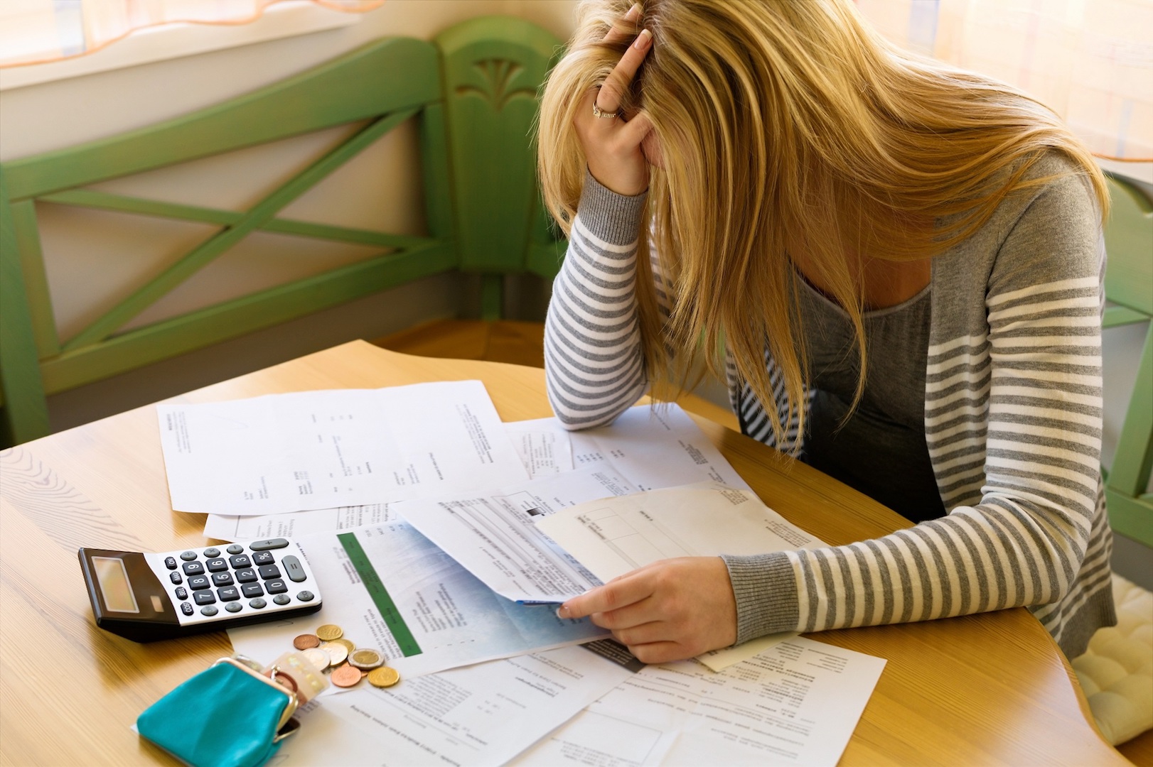 Brazil,Without an improvement in the economy more and more Brazilians are getting into debt.