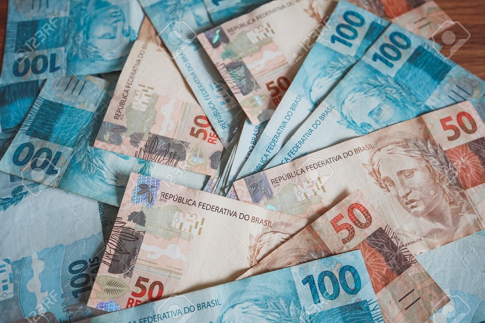 August Tax Collection is R$5 Billion Above Expected Revenue, Says Guedes