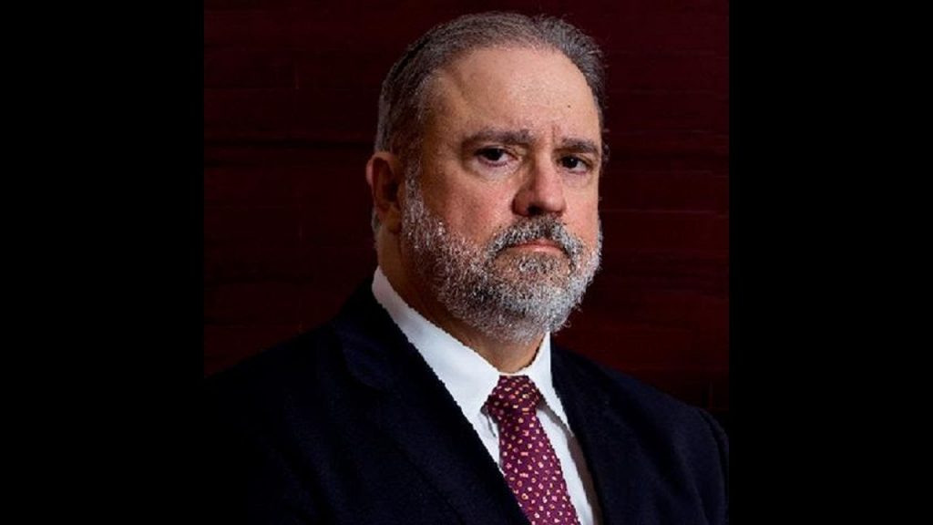 The appointment of Aras, which has yet to be approved by the Senate, has the potential to generate a rising among members of the Federal Public Ministry who enjoy functional autonomy.