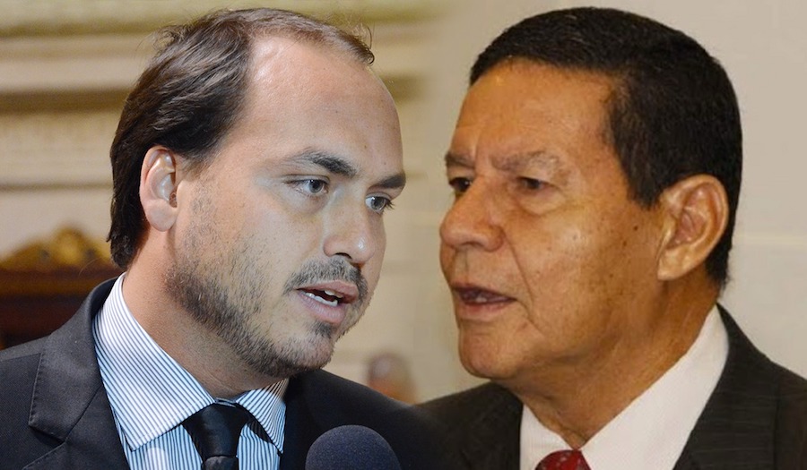 Carlos-Bolsonaro-e-Hamilton-Mourão-1