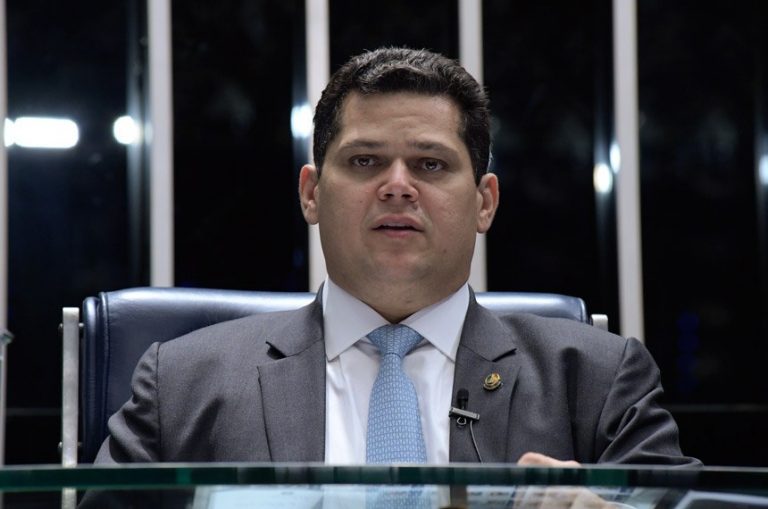 Brazilian Senate President Considering Vote on Welfare Reform Next Week