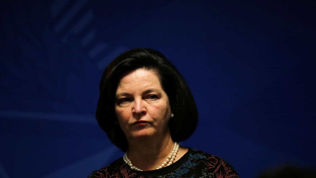 For Raquel, "it is no longer conceivable that foreigners be treated in a discriminatory fashion, without respect for basic rights, which are true fundamental precepts of the Brazilian Republic".