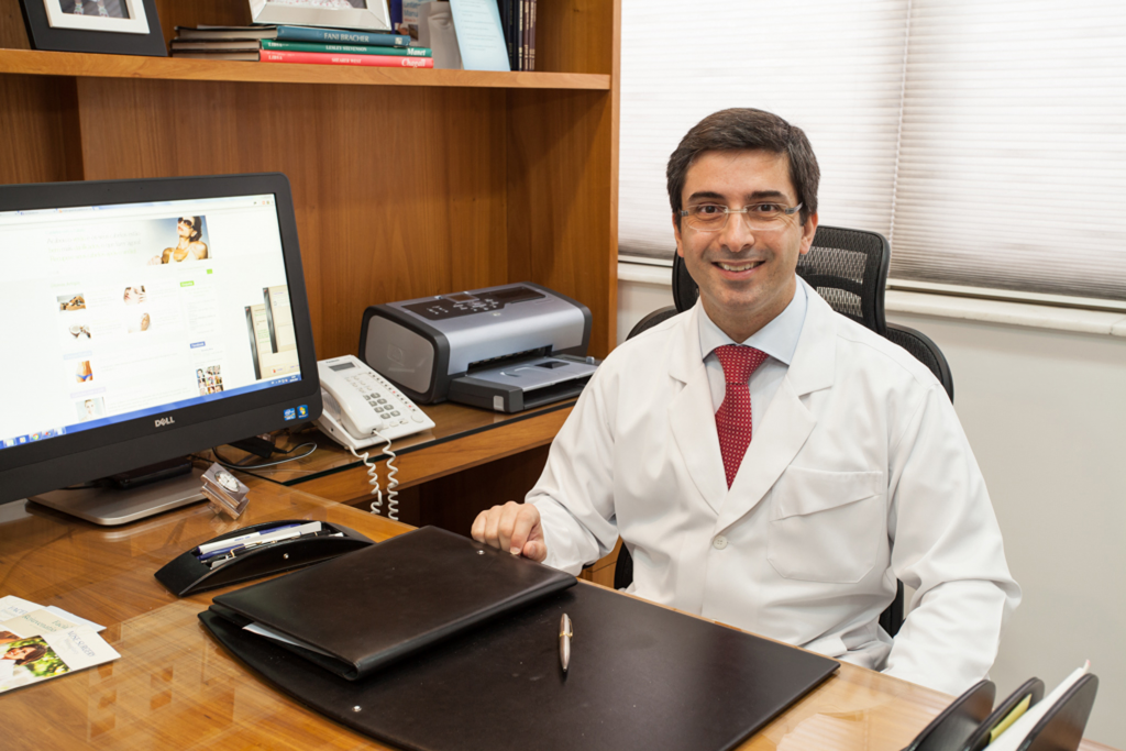"Some of the best and most prepared brazilian plastic surgeons are in Rio, attending Dr. Pitanguy's school. Undoubtedly, this professional experience is one of the main attractions for those who want good quality procedures",