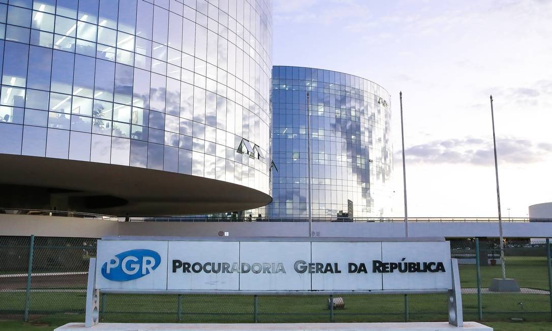 The PGR's opinion, signed by deputy prosecutor general Roberto Luís Opperman Thomé, was submitted to the STJ on Sunday, October 4th, and will be analyzed by the Fifth Panel of the Court.
