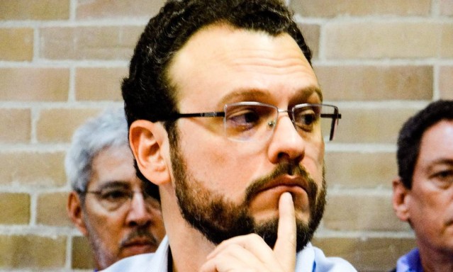 Professor Salomão Ximenes, who also subscribes to the lawsuit, adds: "The authoritarianism of the act of censorship has violated basic operating rules of the educational system and the right to education. It is not up to the Governor to produce the curriculum based on his own ideology