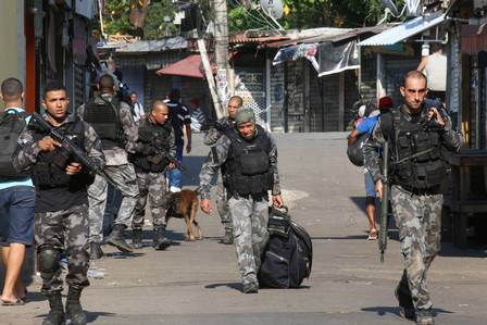 The Military Police did not provide the names of the victims and did not give any explanation about the circumstances in which these people were shot.