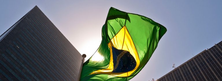 Brazil recorded in March the largest monthly trade surplus since 1989