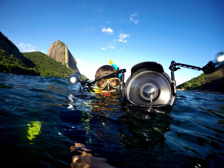 Urban Heroes: Cleaning Up a Rio Beach Alongside Bay Protectors Group