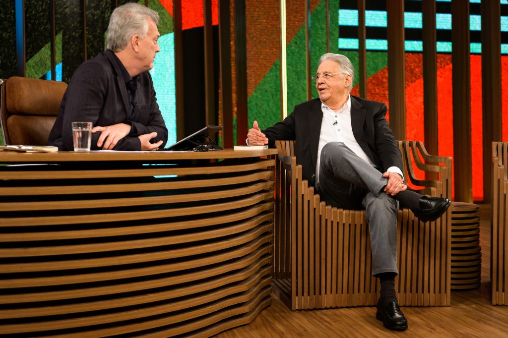 TV presenter Pedro Bial (left) and former Brazilian President Fernando Henrique Cardoso (right).