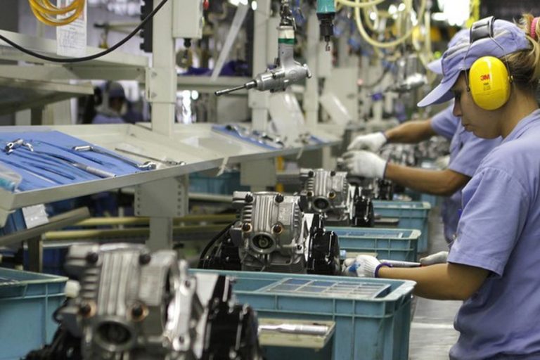 Brazil Needs to Train or Upgrade 10.5 Million Industrial Workers