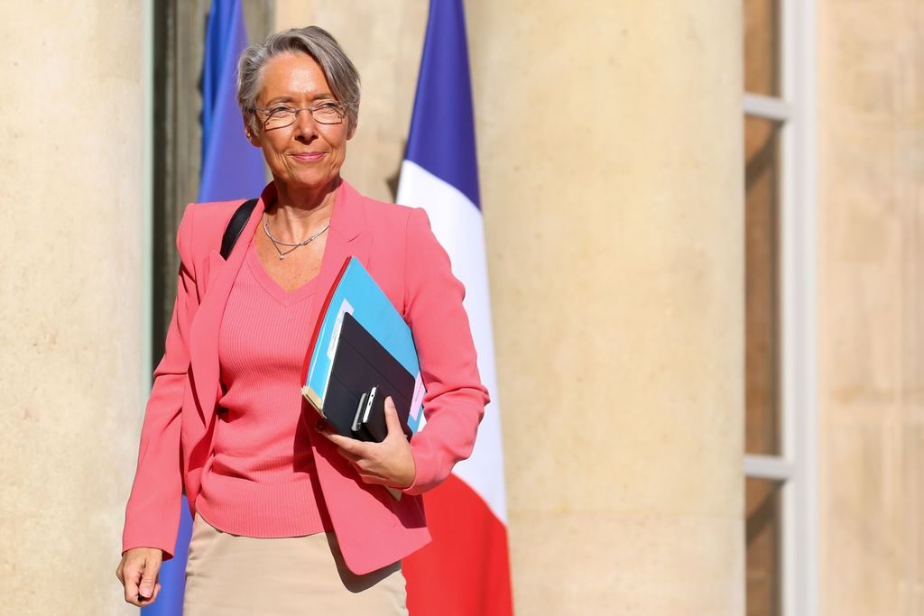French Environment Minister Élisabeth Borne said that France will not sign the agreement between the European Union and the Mercosur countries under the "current conditions".