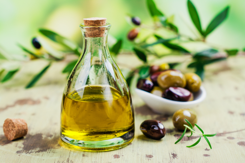 According to the Ministry of Agriculture, it is considered olive oil the product obtained only from the fruit of the olive tree.