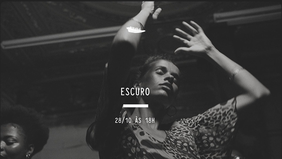 escuro