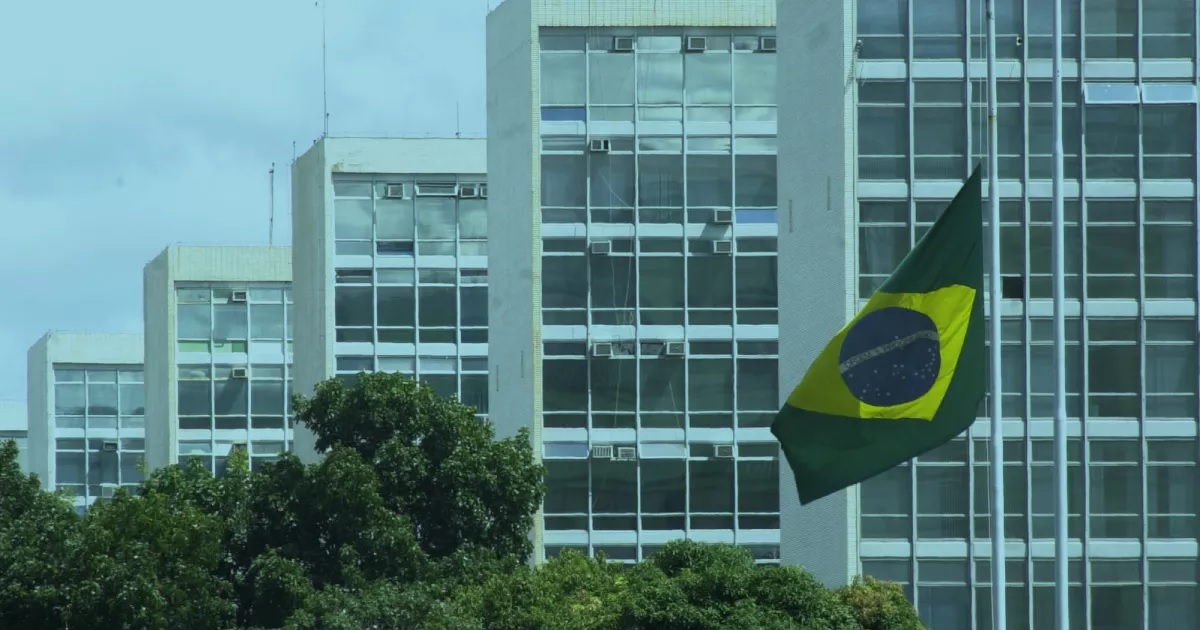Ministries in Brasilia. (Photo internet reproduction)