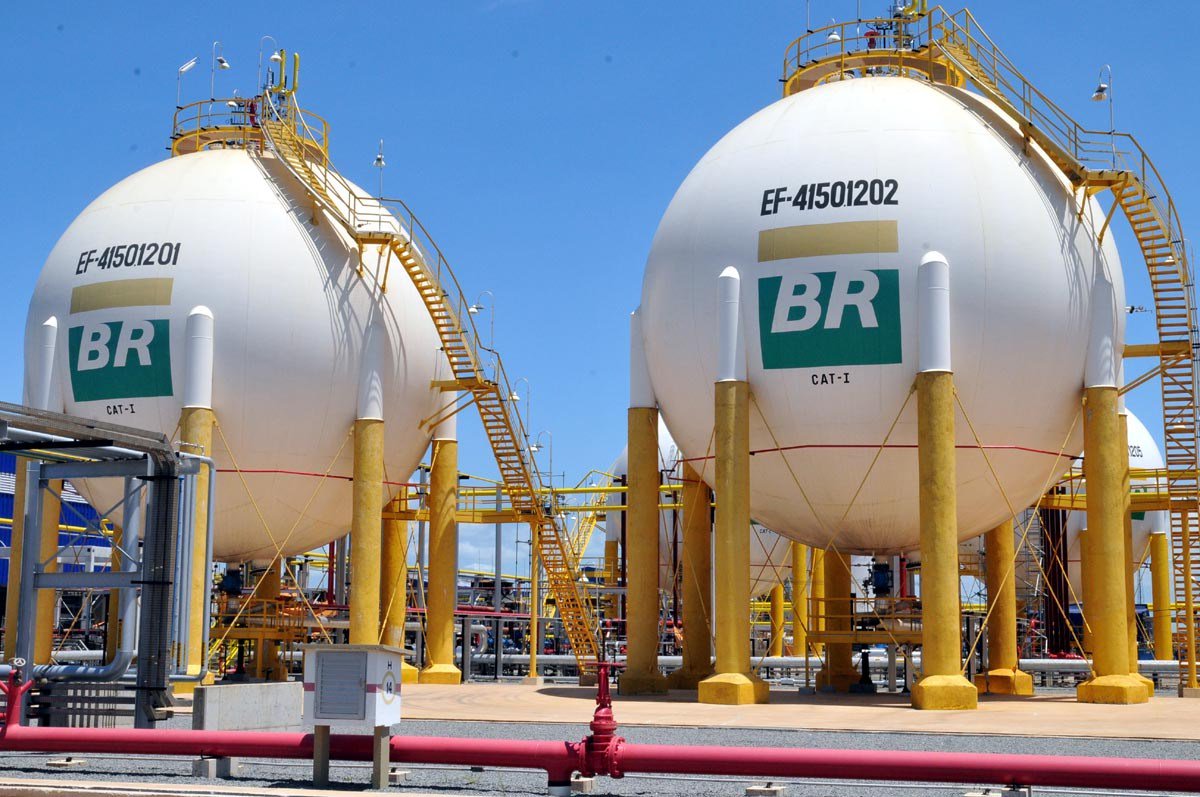According to Petrobras, the sites in Rio de Janeiro State have the potential to become relevant natural gas hubs in Brazil in the coming years.