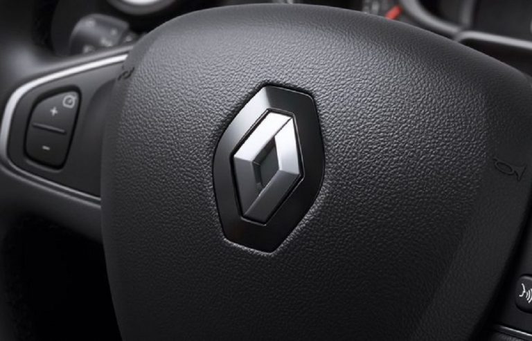Renault Recalls 11,000 Duster Vehicles for Airbag Flaw