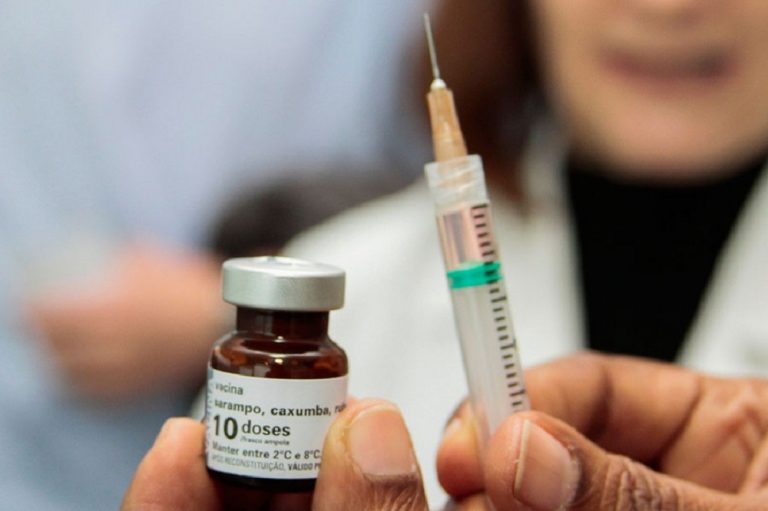 Seven in Every Ten Brazilians Believe Fake News About Vaccines