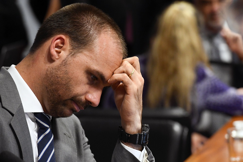 PSL Executive Committee Rules on Suspension of Eduardo Bolsonaro, 13 Other Deputies
