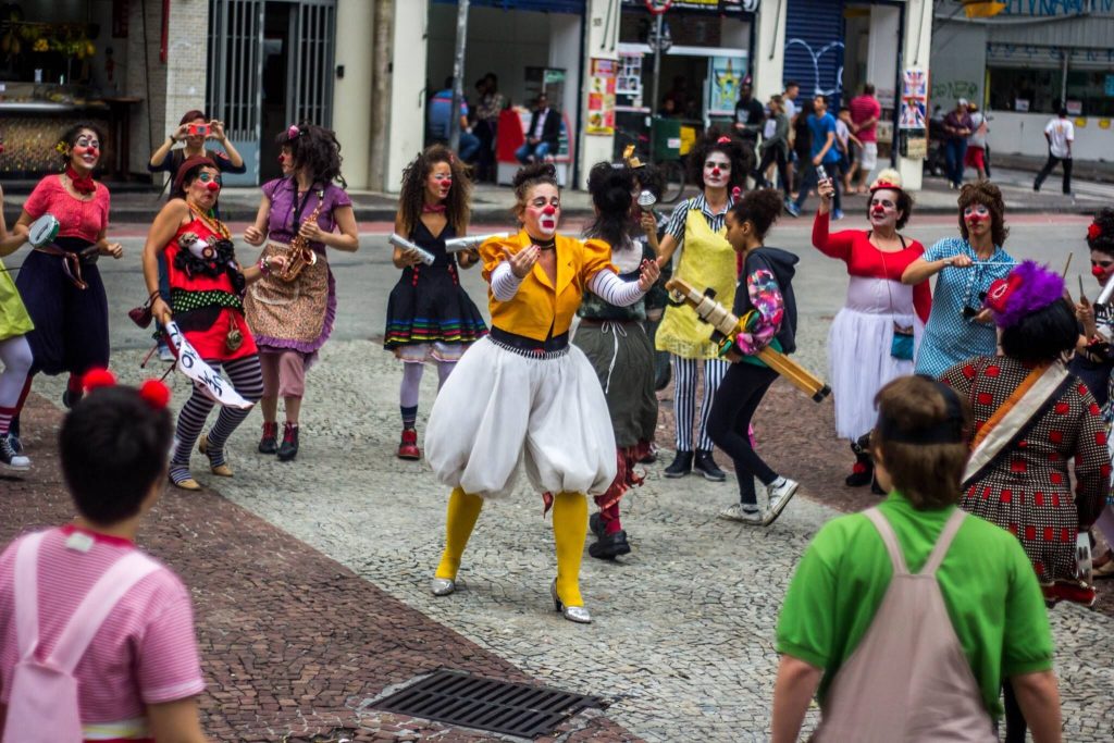The explosion of female clowns, although a relatively recent phenomenon, is the core theme of the International Meeting of Clown Women in São Paulo