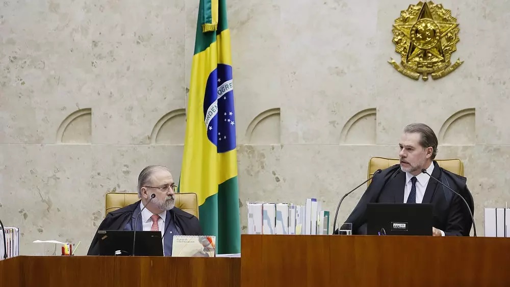 Prosecutor General of the Republic Augusto Aras and Federal Supreme Court presiding Justice Dias Toffoli.