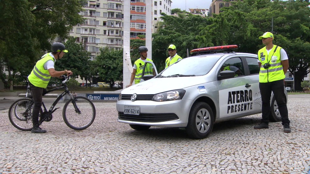 Public security personnel marking presence at 'Aterro do Flamengo' in Rio de Janeiro.