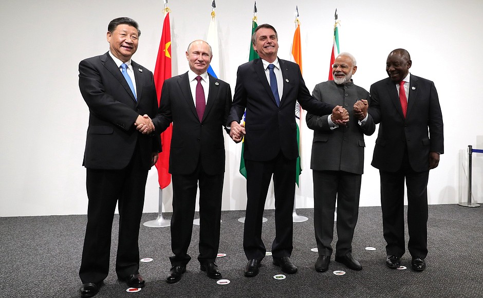 From left to right: Chinese President Xi Jinping, Russian President Vladimir Putin, Brazilian President Jair Bolsonaro, Indian Prime Minister Narendra Modi, and South African President Cyril Ramaphosa.