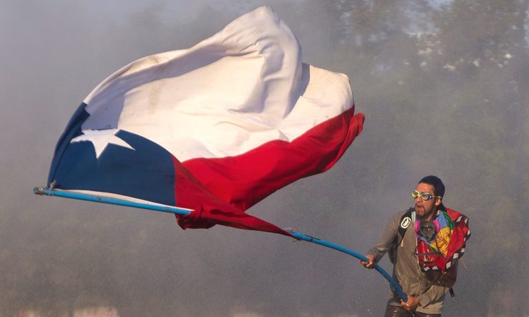 Chilean Youths Revolt Against “Neoliberal” Social Model Inherited From Pinochet