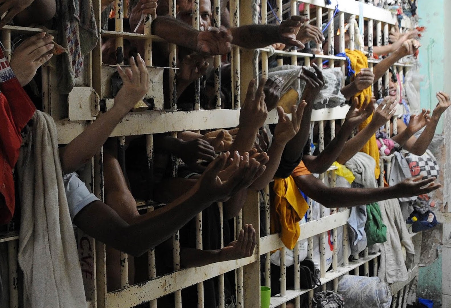 Brazil,Of the over 720,000 people in prison today nearly 200,000 are in prison for drug-related crimes.