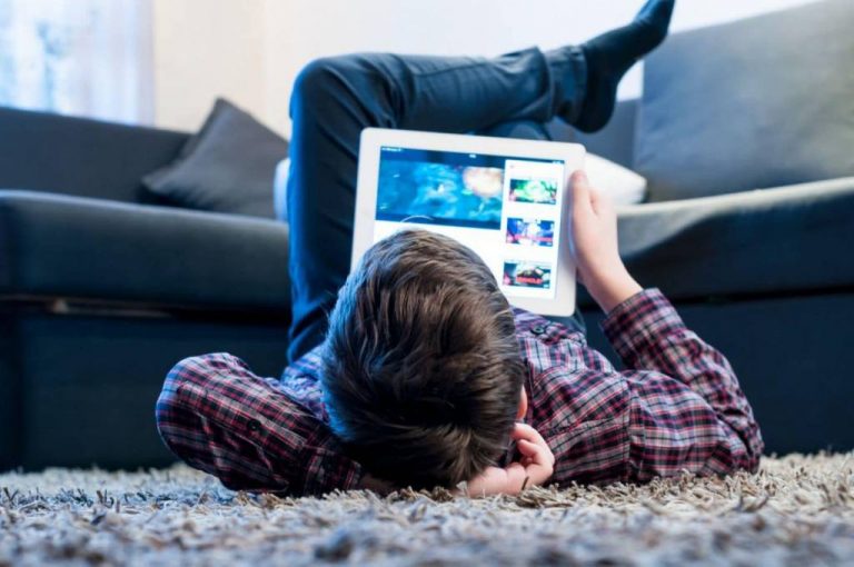 WHO-led Study: Adolescents Are Sedentary, Glued to Screens, Endangering Their Health