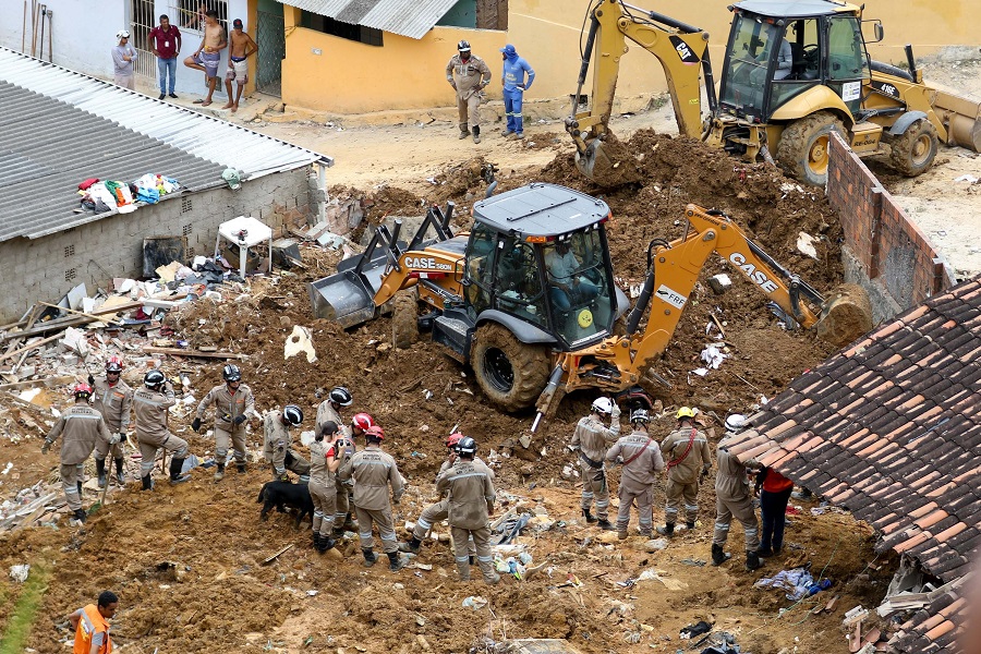 Seven Dead From Mud Slide in Recife