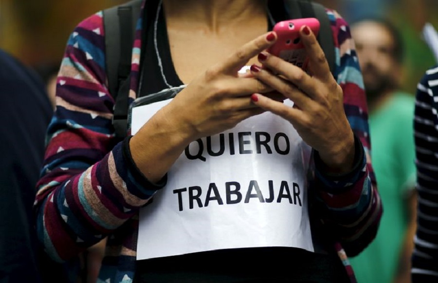 Argentinian Government Creates Decree Increasing Costs for Dismissal of Workers