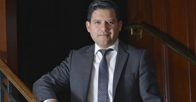 "Any other country that would have gone through a shock like this would have been downgraded by one or two degrees," said Andrés Pérez, international finance coordinator for Chile's Finance Ministry.