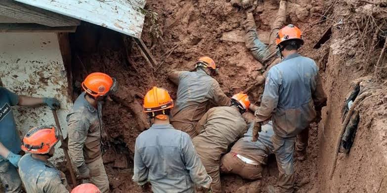 The mayor went to the site, along with the municipal teams that were mobilized according to the contingency plan. The schools that serve as a support point are ready, if there is need for evacuation. (Photo internet reproduction)