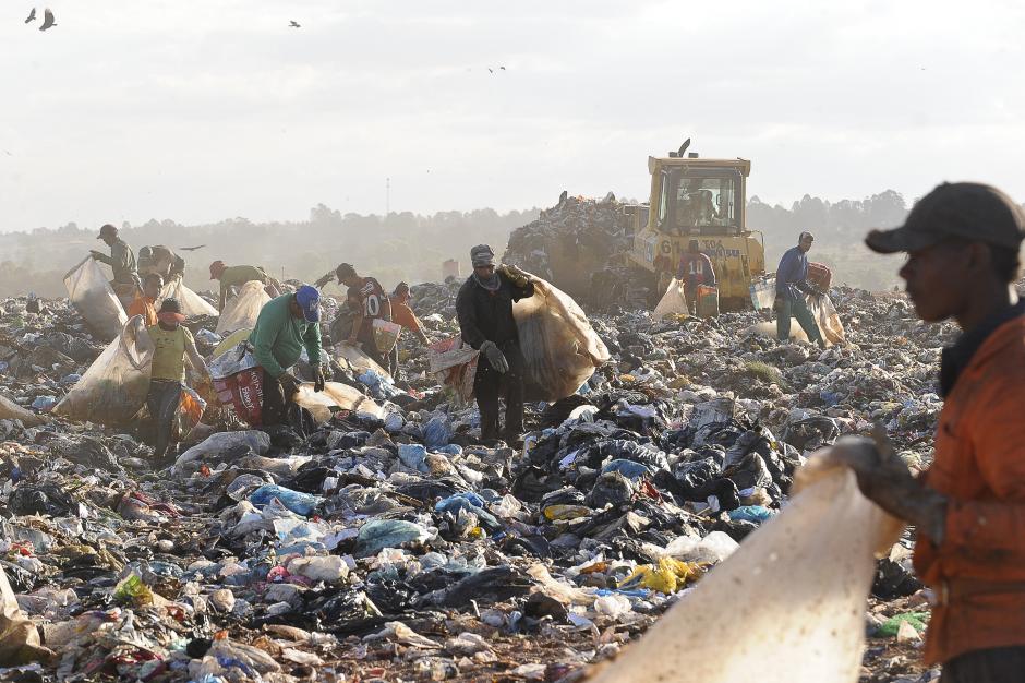The Baía Viva Movement alerted to the existence of an untreated leachate crisis in the state of Rio de Janeiro, caused by its non-processing from a large number of landfills.