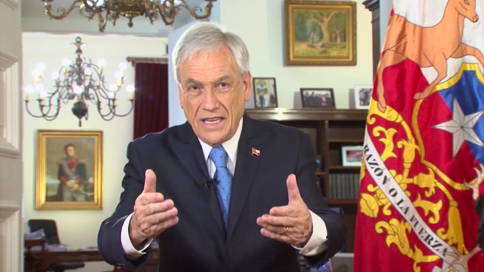 Chilean President Sebastian Piñera in an interview with CNN in Spanish.