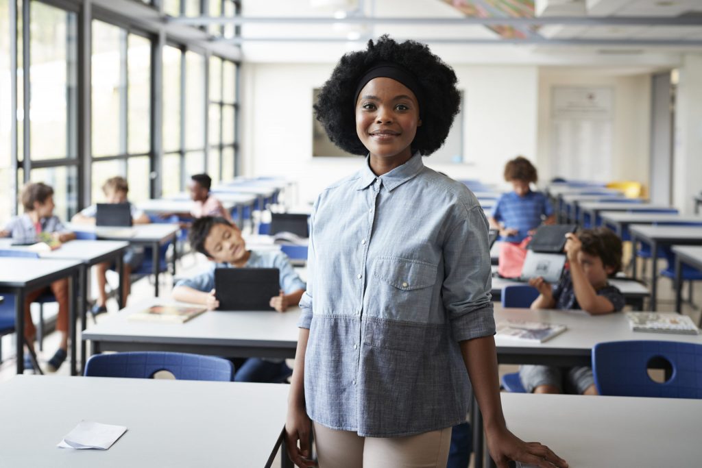 Another challenge for the states is to increase the attractiveness of careers so that more students with a good level of learning will be interested in teaching in the coming years.