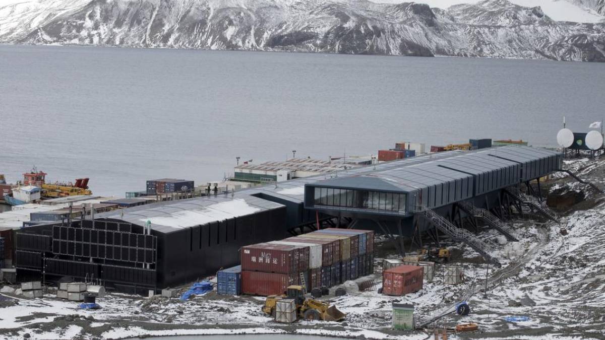 BR-station-antarctica