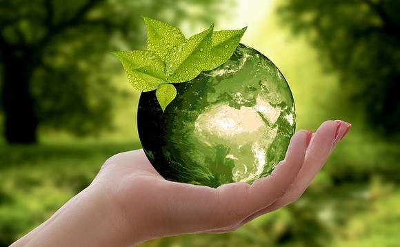 BlackRock CEO Larry Fink included an urgent observation in his annual letter to U.S. corporate executives: Climate change will transform global finances sooner than you might think. (Photo internet reproduction)