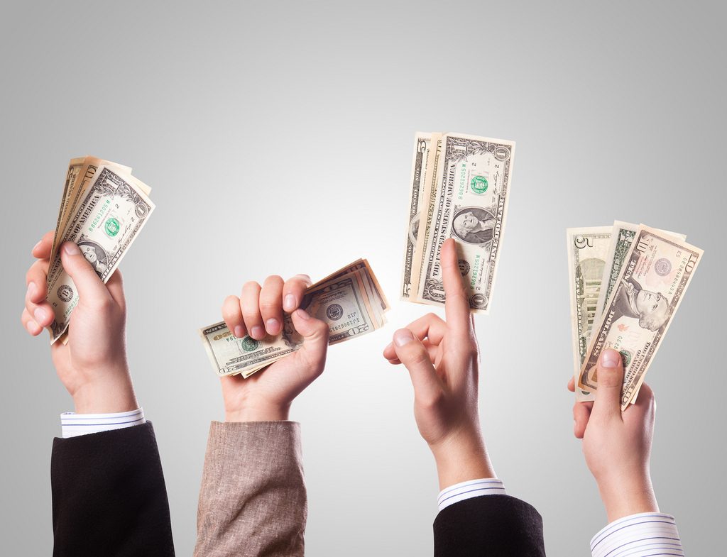 Brazilian investors are pouring a record amount of cash into local equity funds, while foreign investors notched up their sixth straight week of buying, Bank of America Merrill Lynch (BAML) said on Friday, January 24th.